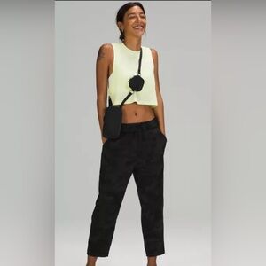 Lululemon modular phone crossbody bag